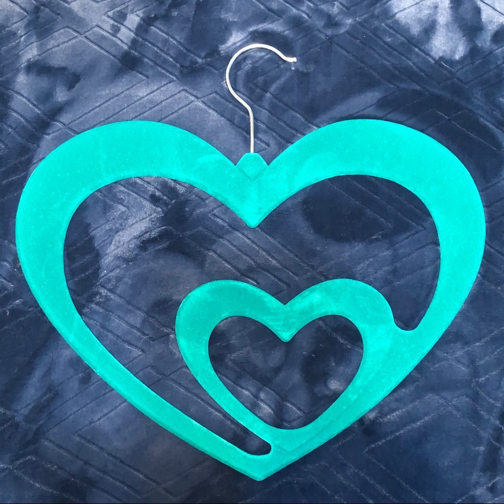 HEART SCARF hanger - Picture 2 of 2